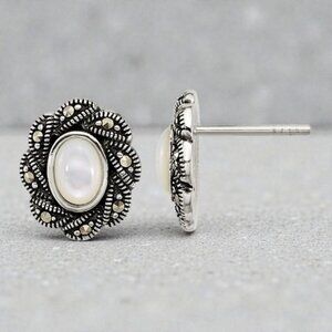 Marcasite and Mother-of-Pearl Earrings in Antiqued 925 Sterling Silver